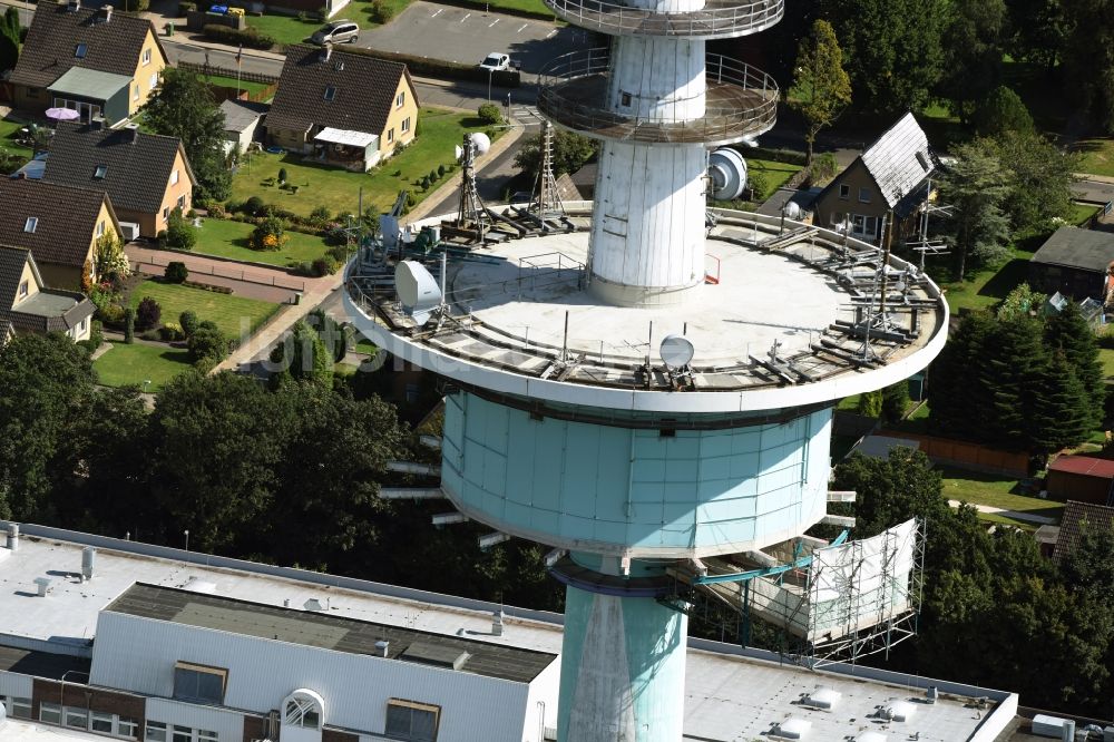 Luftaufnahme Heide - Funkturm und Sendeanlage als Grundnetzsender und Fernmeldeturm in Heide im Bundesland Schleswig-Holstein, Deutschland