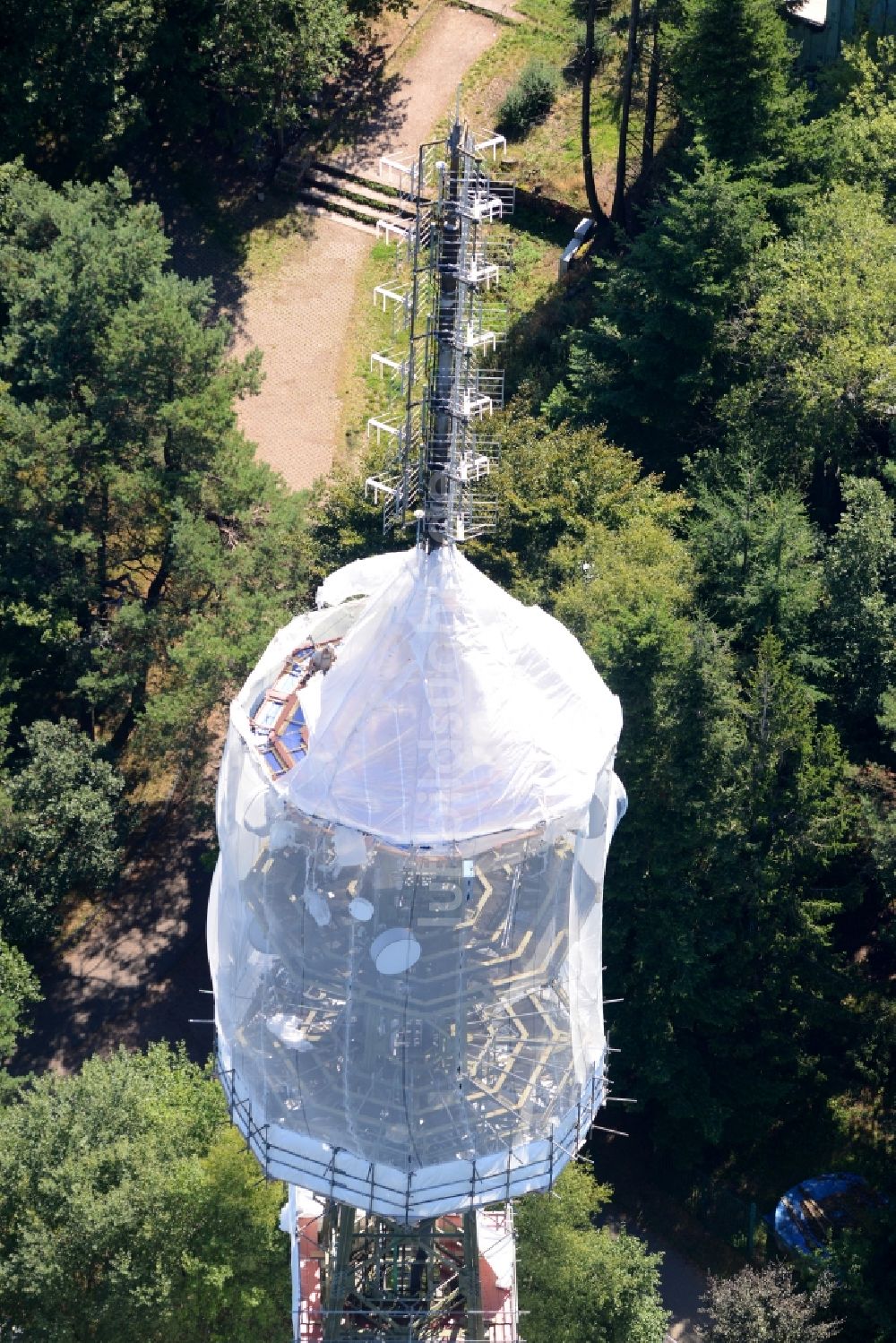 Luftbild Maikammer - Funkturm und Sendeanlage auf der Kalmit in Maikammer im Bundesland Rheinland-Pfalz