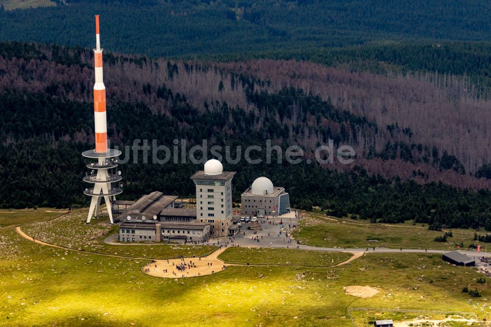 Schierke von oben - Funkturm und Sendeanlage auf der Kuppe des Brocken im Harz in Schierke im Bundesland Sachsen-Anhalt, Deutschland