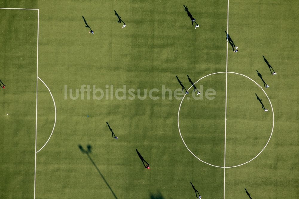 Luftbild Bochum OT Wattenscheid - Fussballplatz in Wattenscheid, einem Ortsteil von Bochum im Bundesland Nordrhein-Westfalen