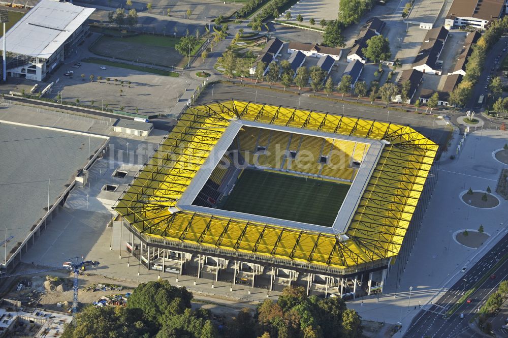 Aachen von oben - Fussballstadion Aachener Tivoli in Aachen im Bundesland Nordrhein-Westfalen, Deutschland