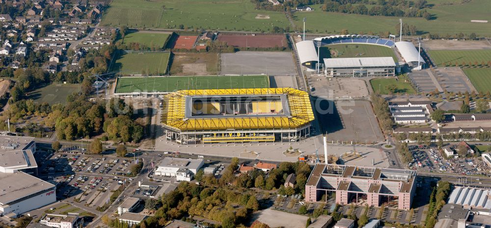 Aachen von oben - Fussballstadion Aachener Tivoli in Aachen im Bundesland Nordrhein-Westfalen, Deutschland