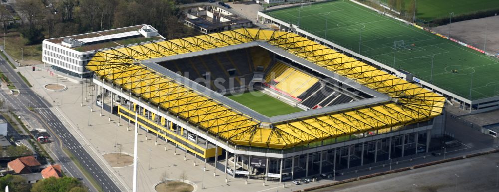 Luftaufnahme Aachen - Fussballstadion Aachener Tivoli in Aachen im Bundesland Nordrhein-Westfalen, Deutschland