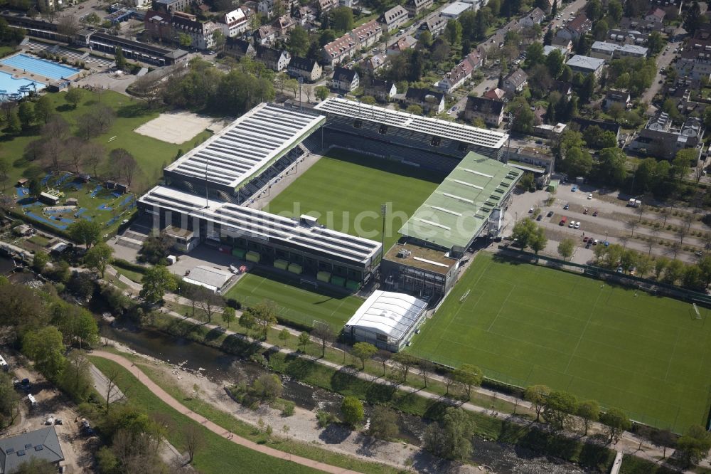 Luftbild Freiburg im Breisgau - Fussballstadion, genannt Schwarzwaldstadion, des FC Freiburg in Freiburg im Breisgau im Bundesland Baden-Württemberg