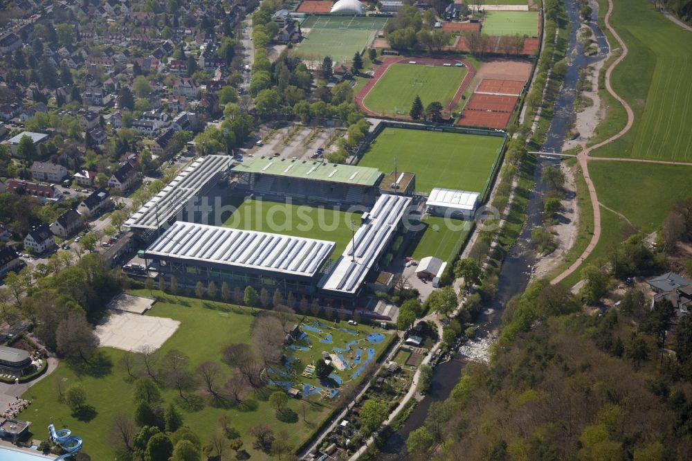 Freiburg im Breisgau aus der Vogelperspektive: Fussballstadion, genannt Schwarzwaldstadion, des FC Freiburg in Freiburg im Breisgau im Bundesland Baden-Württemberg