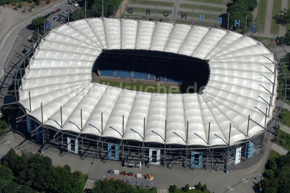 Hamburg aus der Vogelperspektive: Fußballstadion HSH Nordbank Arena