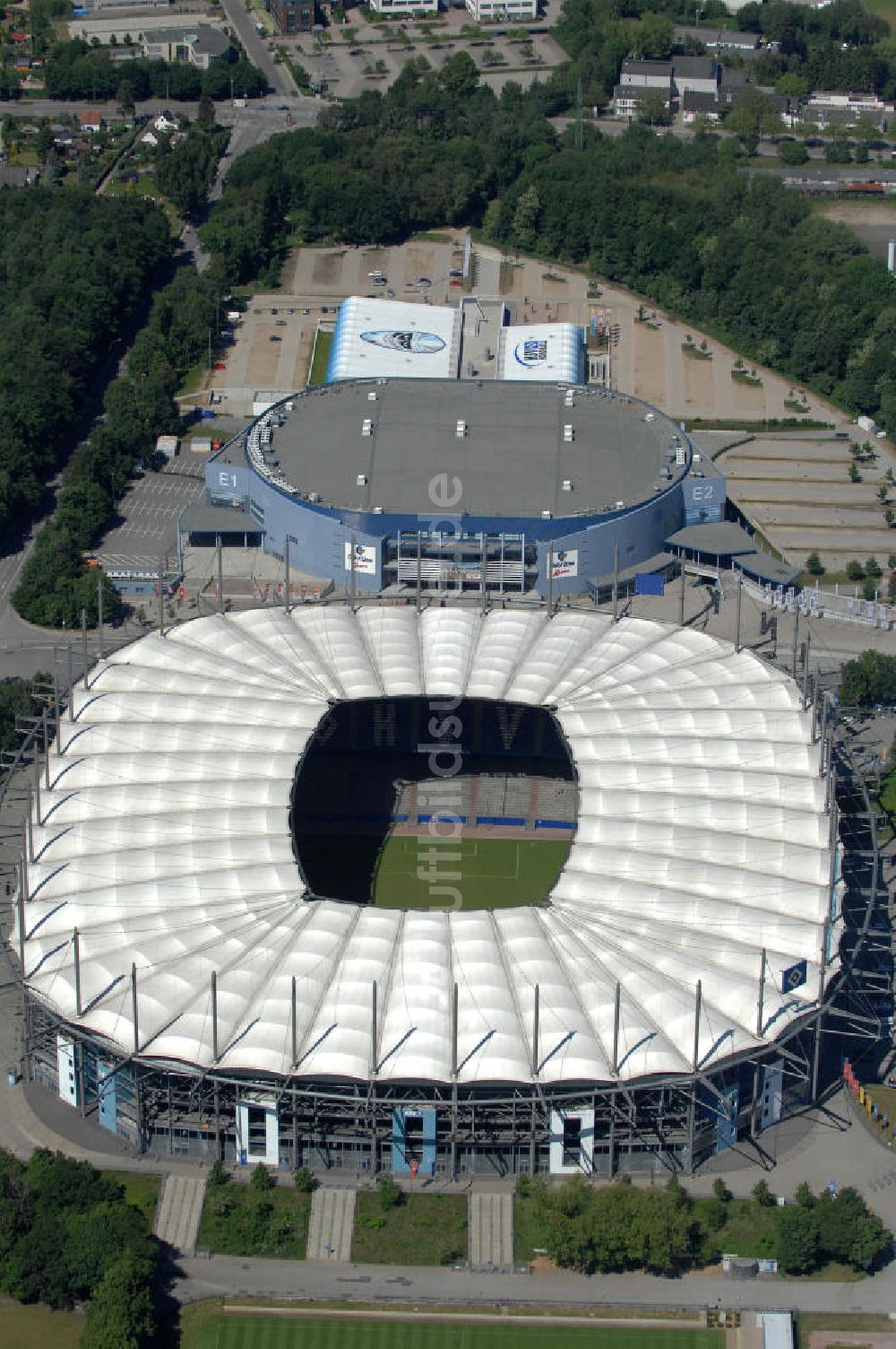 Hamburg aus der Vogelperspektive: Fußballstadion HSH Nordbank Arena