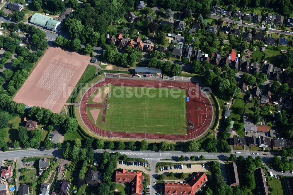 Itzehoe aus der Vogelperspektive: Fussballstadion in Itzehoe im Bundesland Schleswig-Holstein