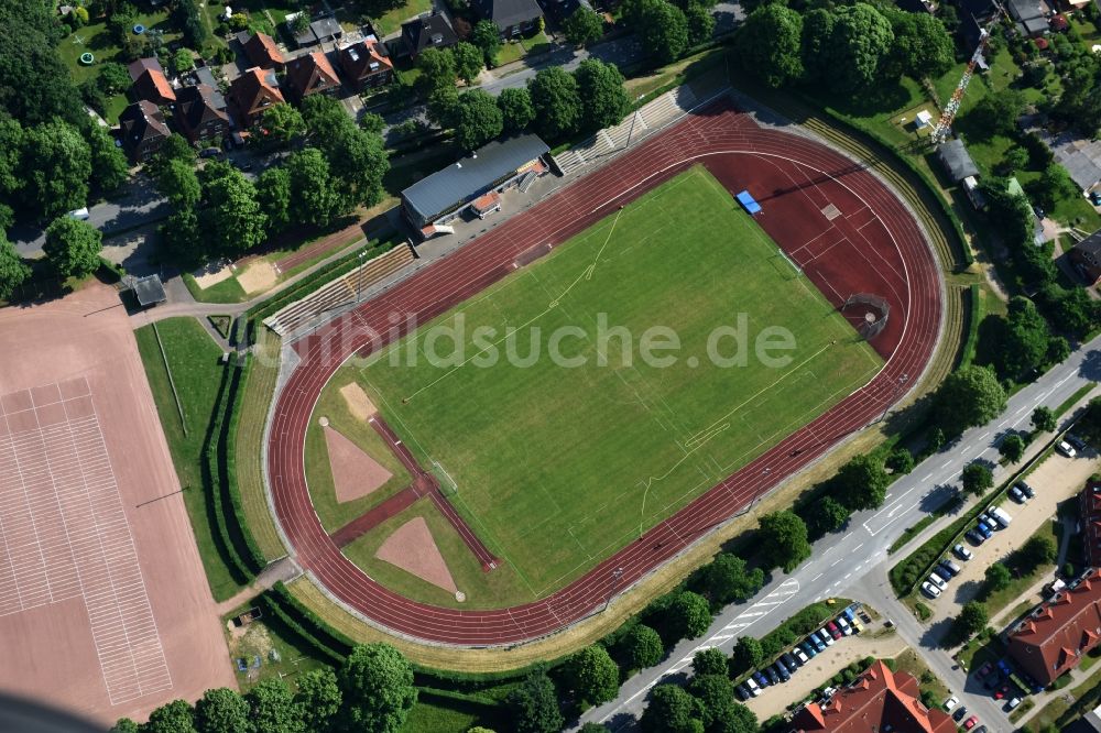 Itzehoe aus der Vogelperspektive: Fussballstadion in Itzehoe im Bundesland Schleswig-Holstein