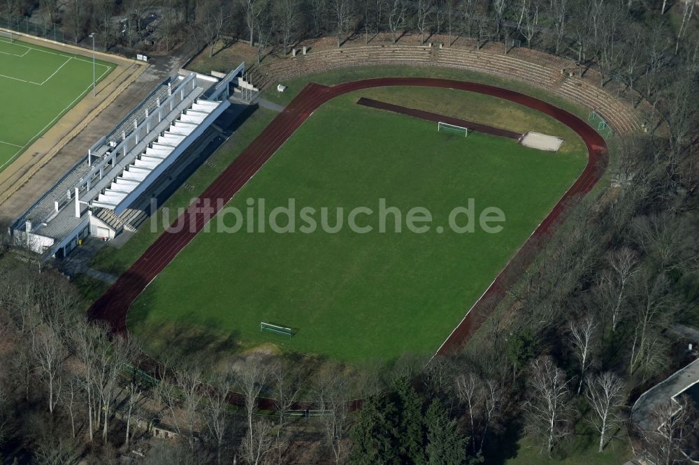 Luftaufnahme Berlin - Fussballstadion Sportanlage Volkspark Mariendorf in Berlin