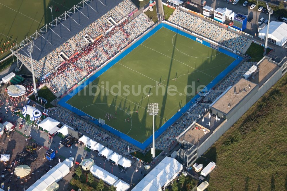 Luftaufnahme Mönchengladbach - Fussballstadion Sportpark - SparkassenPark Mönchengladbach in Mönchengladbach im Bundesland Nordrhein-Westfalen