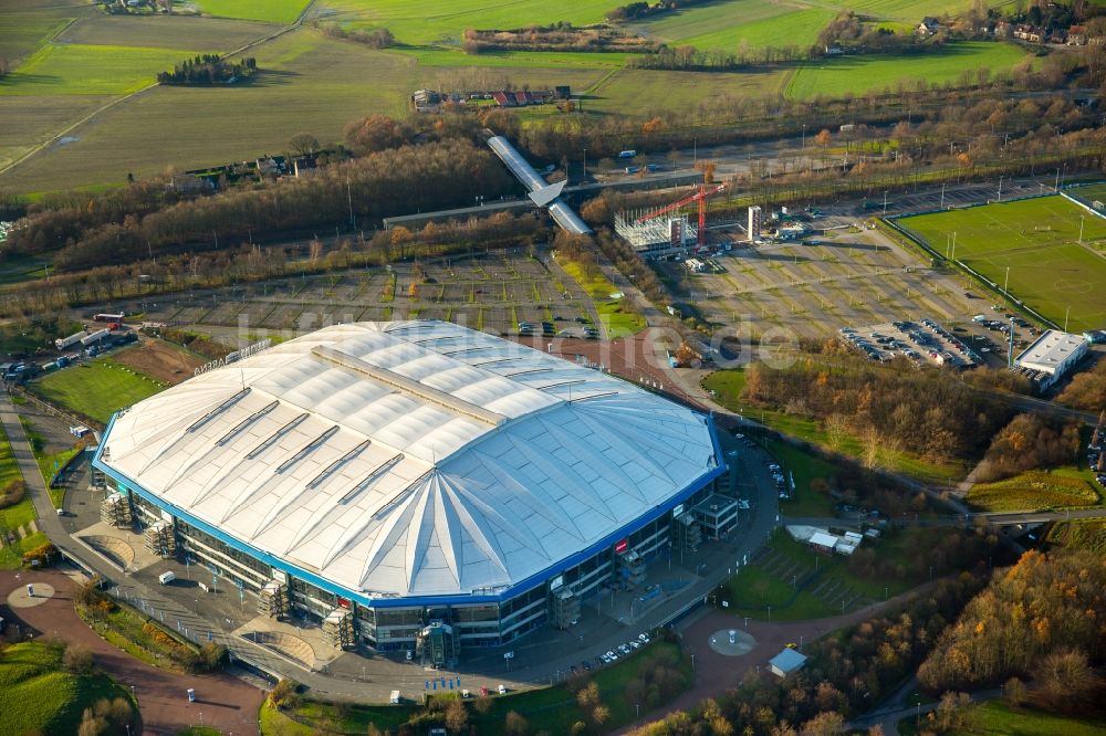 Luftbild Gelsenkirchen - Fussballstadion Veltins-Arena auf Schalke des Vereins Schalke 04 in Gelsenkirchen im Bundesland Nordrhein-Westfalen