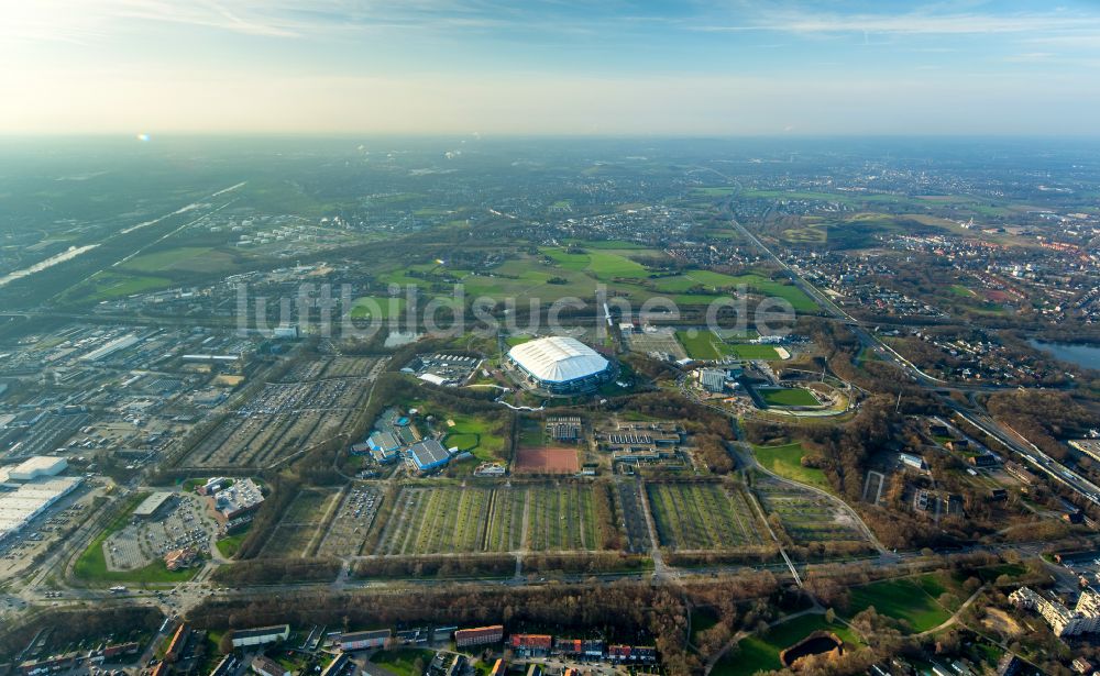 Gelsenkirchen aus der Vogelperspektive: Fussballstadion Veltins-Arena auf Schalke des Vereins Schalke 04 in Gelsenkirchen im Bundesland Nordrhein-Westfalen