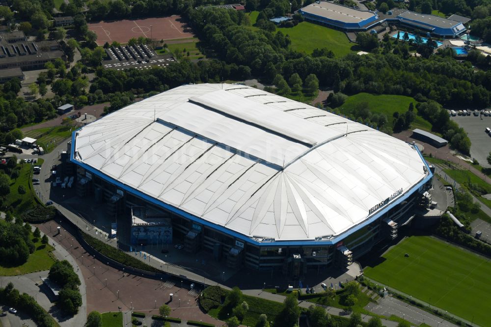 Gelsenkirchen von oben - Fussballstadion Veltins-Arena auf Schalke des Vereins Schalke 04 in Gelsenkirchen im Bundesland Nordrhein-Westfalen