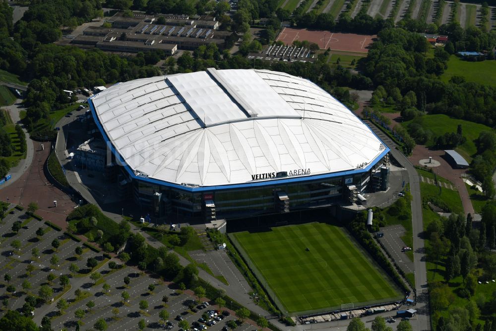 Luftbild Gelsenkirchen - Fussballstadion Veltins-Arena auf Schalke des Vereins Schalke 04 in Gelsenkirchen im Bundesland Nordrhein-Westfalen