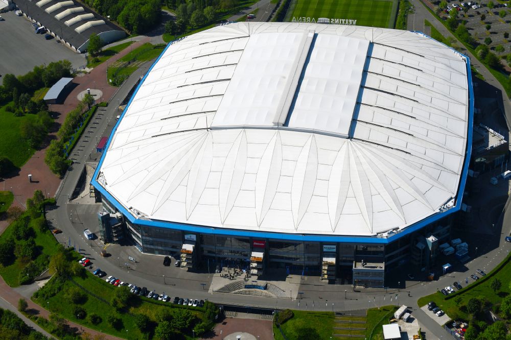 Gelsenkirchen aus der Vogelperspektive: Fussballstadion Veltins-Arena auf Schalke des Vereins Schalke 04 in Gelsenkirchen im Bundesland Nordrhein-Westfalen