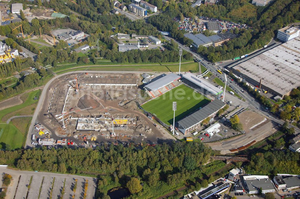 Essen von oben - Fußballstadionneubau am Georg-Melches-Stadion in Essen, Nordrhein-Westfalen