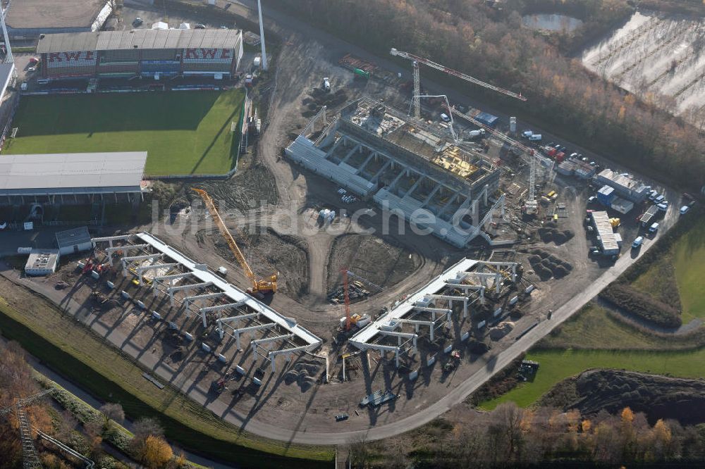 Essen aus der Vogelperspektive: Fußballstadionneubau am Georg-Melches-Stadion in Essen, Nordrhein-Westfalen