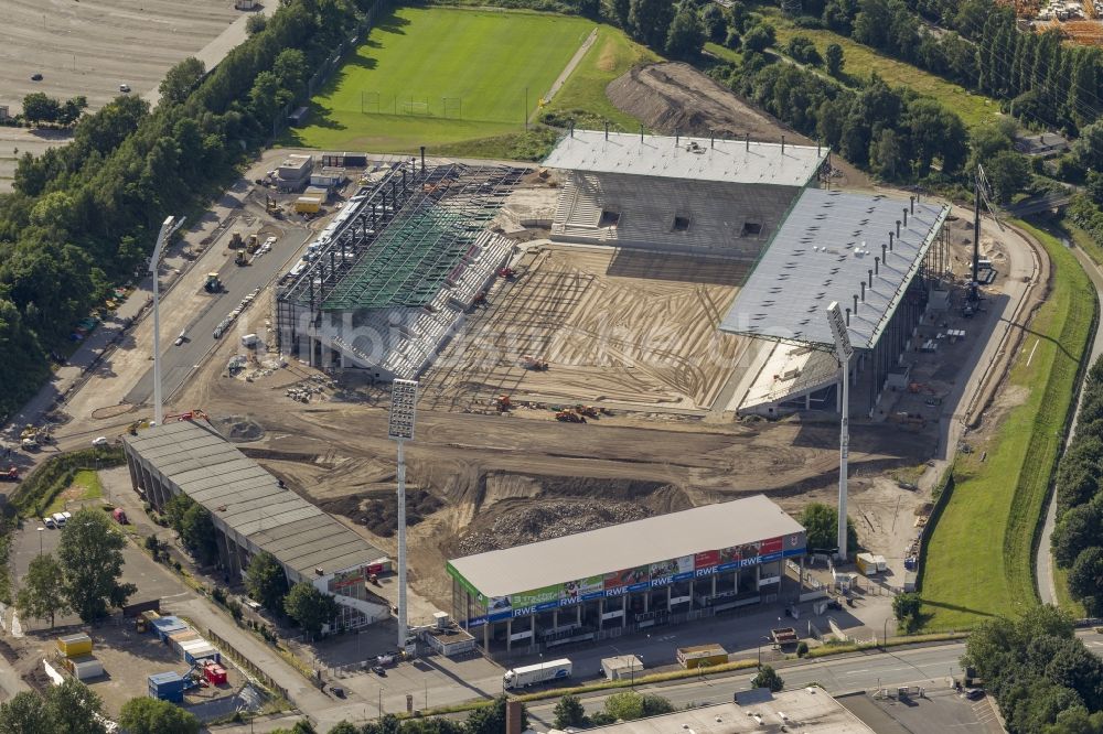 Essen von oben - Fußballstadionneubau am Georg-Melches-Stadion in Essen, Nordrhein-Westfalen