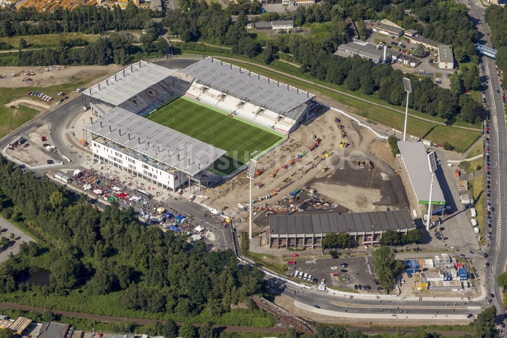 Luftbild Essen - Fußballstadionneubau am Georg-Melches-Stadion in Essen, Nordrhein-Westfalen