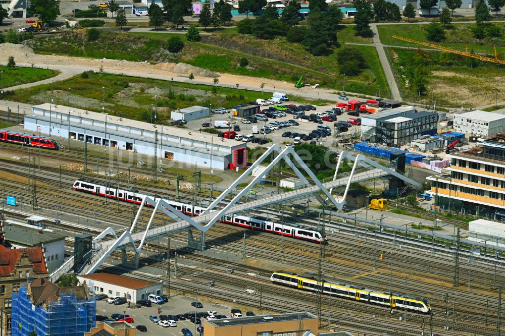 Luftbild Heilbronn - Fußgänger- und Radbrücken - Bauwerk BUGA-Brücke in Heilbronn im Bundesland Baden-Württemberg, Deutschland