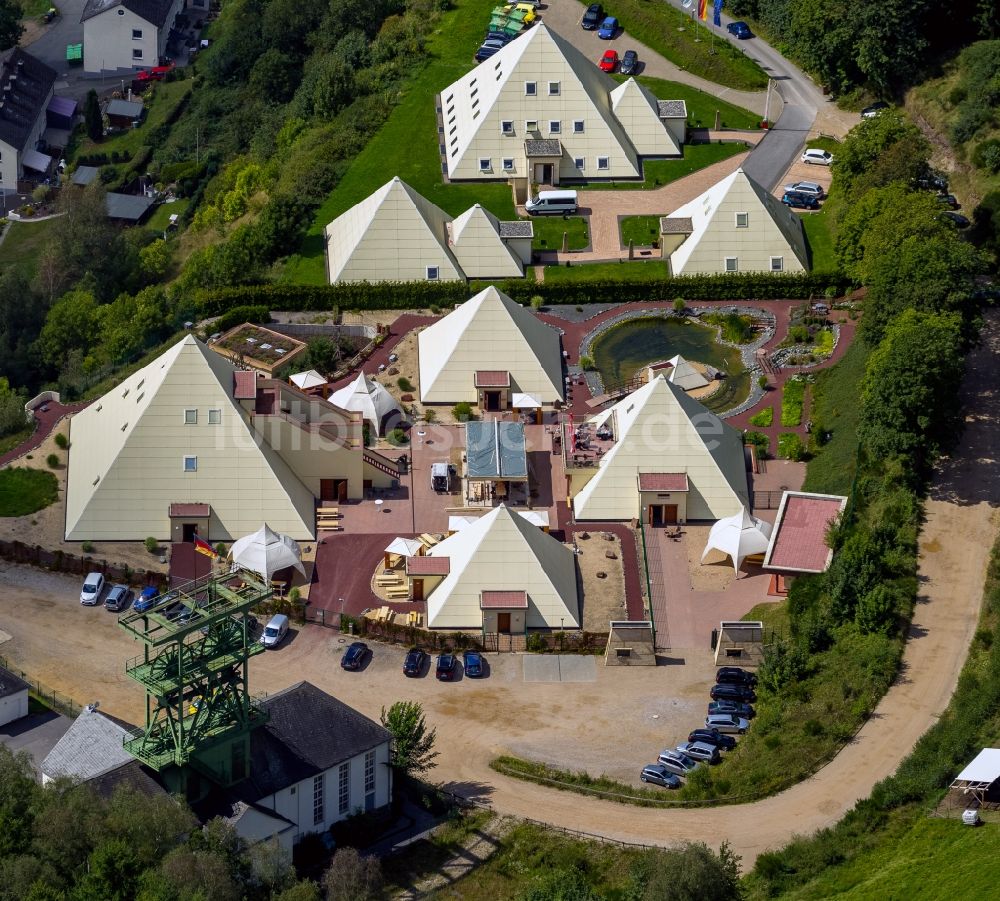 Luftaufnahme Lennestadt - Galileo-Park Sauerland-Pyramiden in Lennestadt im Bundesland Nordrhein-Westfalen