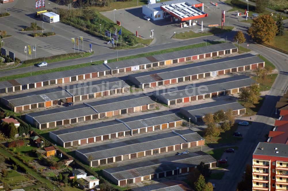 Osterburg aus der Vogelperspektive: Garagen in Osterburg