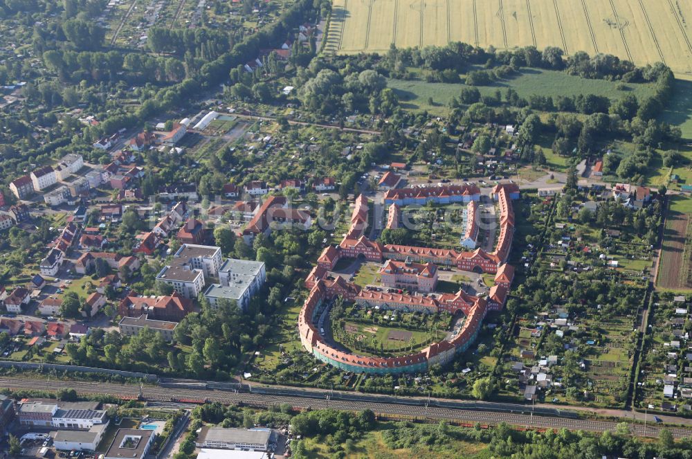 Gotha aus der Vogelperspektive: Gartenstadt- Siedlung Am schmalen Rain in Gotha im Bundesland Thüringen, Deutschland