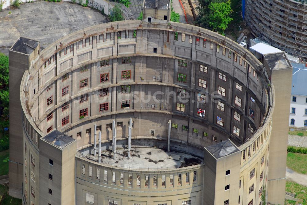 Dresden aus der Vogelperspektive: Gasometer- Hoch- Speicherbehälter in Dresden im Bundesland Sachsen, Deutschland