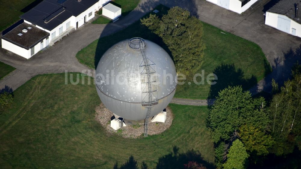 Luftaufnahme Neuwied - Gasometer- Hoch- Speicherbehälter an der Hochstraße in Neuwied im Bundesland Rheinland-Pfalz, Deutschland