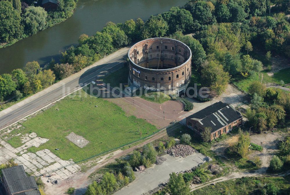 Luftbild Halle / Saale - Gasometer am Holzplatz in Halle