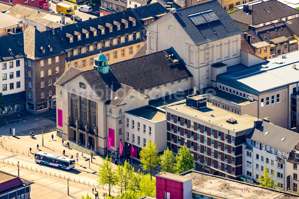 Luftaufnahme Hagen - Gebaude des Konzerthauses und Theater- Schauspielhauses in Hagen im Bundesland Nordrhein-Westfalen, Deutschland