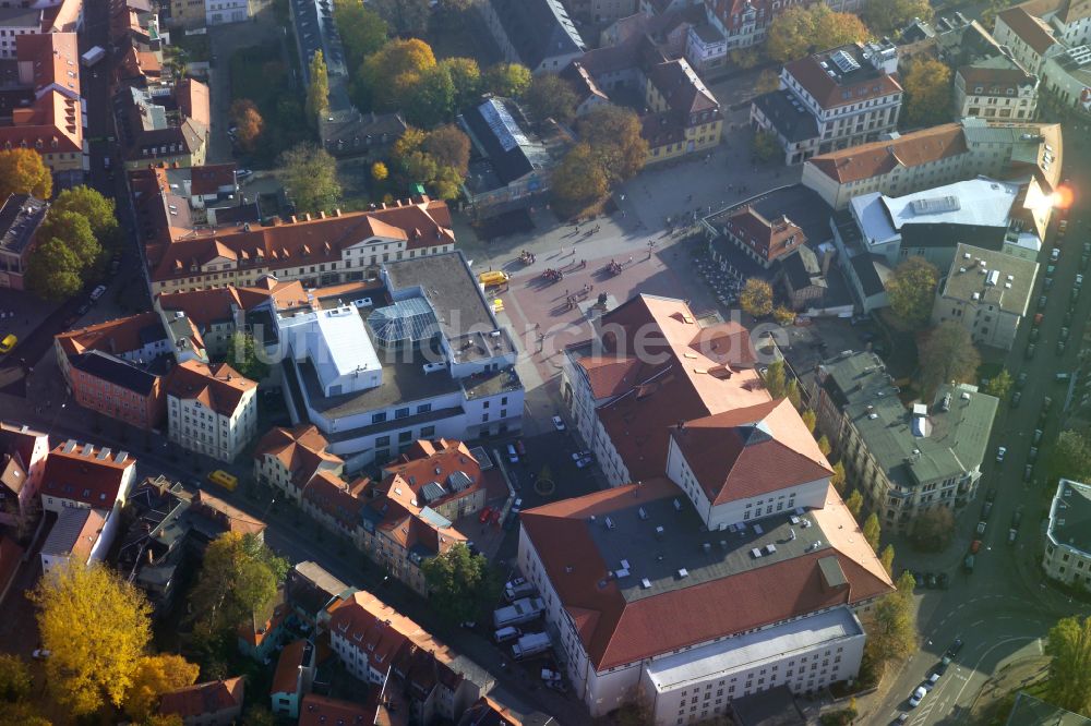 Luftbild Weimar - Gebaude des Konzerthauses und Theater- Schauspielhauses in Weimar im Bundesland Thüringen, Deutschland