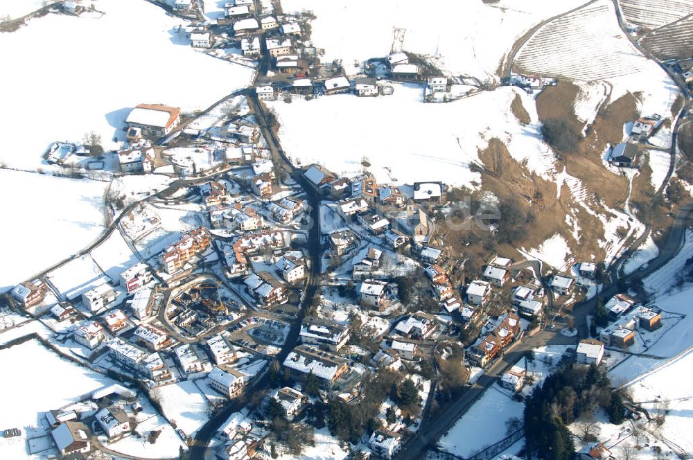 Voels von oben - Gebiet zwischen Bozener Straße (Via Bolzano) und Schlernstraße (Via Sciliar) in Voels am Schlern (Fiè Allo Sciliar) in Italien