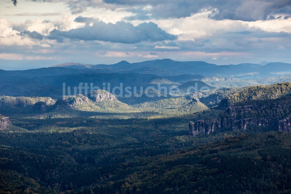 Luftaufnahme Porschdorf - Gebirgslandschaft der Sächsischen Schweiz bei Porschdorf im Bundesland Sachsen