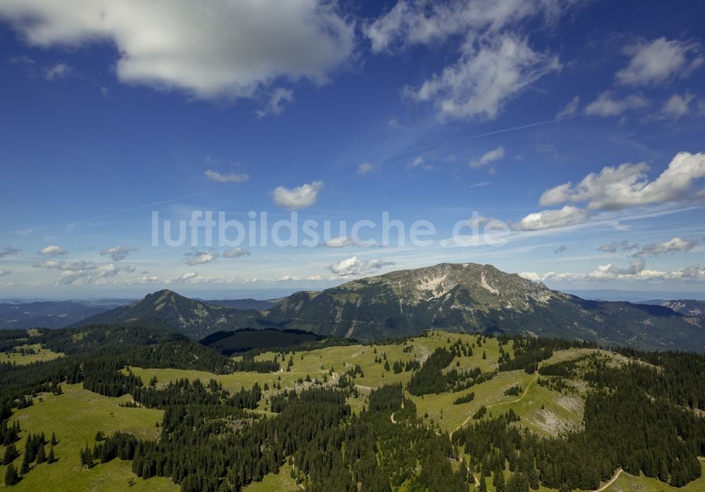 Lackenhof aus der Vogelperspektive: Gebirgsmassiv - Berg Ötscher bei Lackenhof in Niederösterreich in Österreich