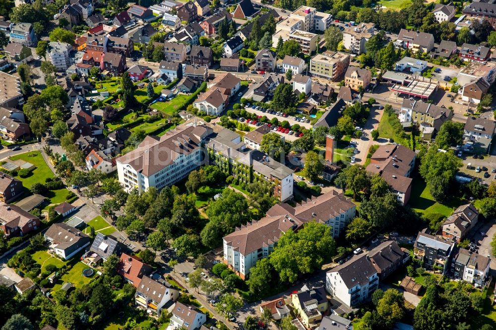 Luftbild Bochum - Gebäude des Altersheim - Seniorenresidenz der Augusta Ambulante Dienste gGmbH in Bochum im Bundesland Nordrhein-Westfalen