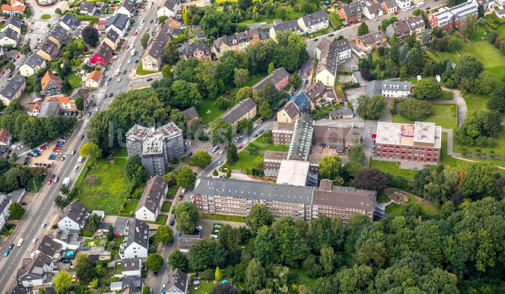 Luftbild Essen - Gebäude des Altersheim - Seniorenresidenz der Berghauser Straße im Diakoniewerk Essen in Essen im Bundesland Nordrhein-Westfalen - NRW, Deutschland