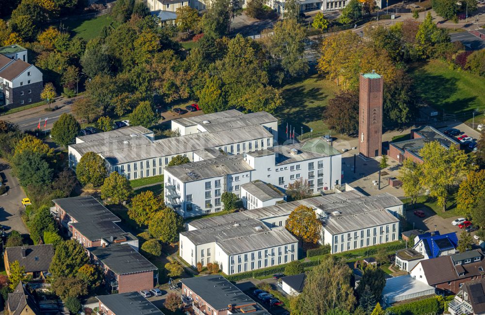 Selm von oben - Gebäude des Altersheim - Seniorenresidenz Caritas Altenwohnhaus St. Josef in Selm im Bundesland Nordrhein-Westfalen, Deutschland