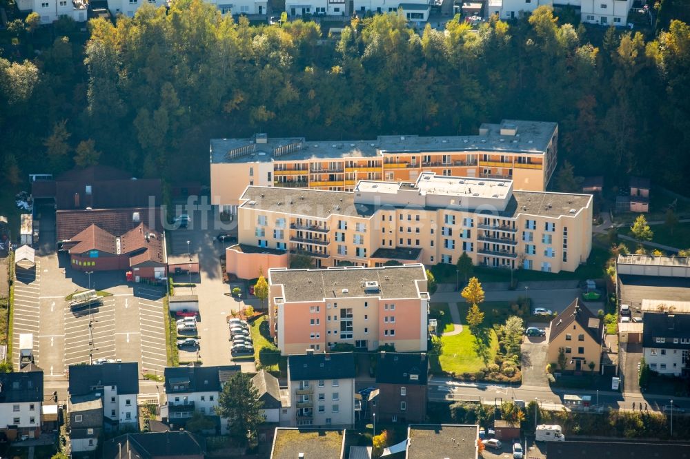 Luftbild Siegen - Gebäude des Altersheim - der Seniorenresidenz Christofferhaus in Siegen im Bundesland Nordrhein-Westfalen