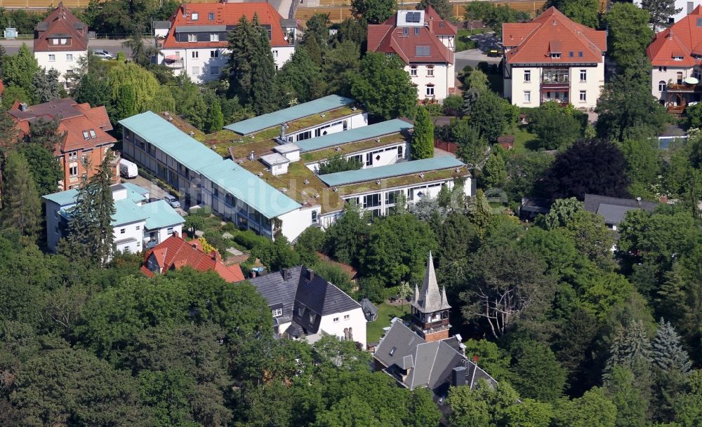 Erfurt von oben - Gebäude des Altersheim - Seniorenresidenz der Haus am Steigerwald in Erfurt im Bundesland Thüringen, Deutschland