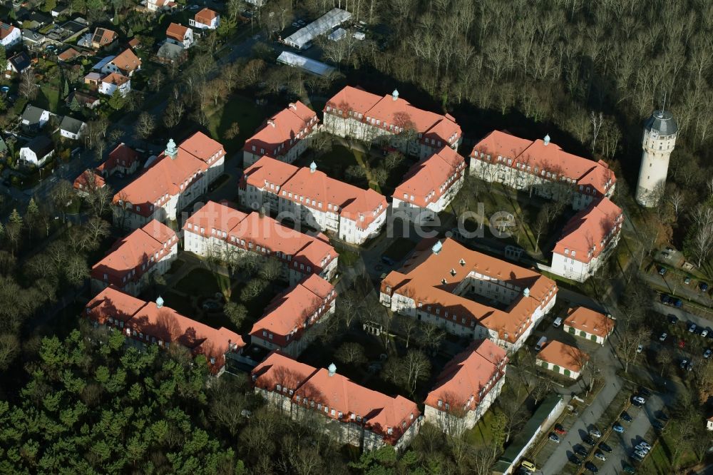 Berlin Buch aus der Vogelperspektive: Gebäude des Altersheim - Seniorenresidenz Hospiz Ludwigpark an der Zepernicker Str in Berlin