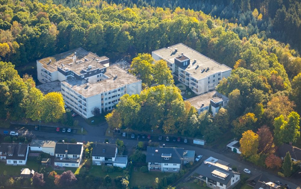 Luftbild Freudenberg - Gebäude des Altersheim - Seniorenresidenz des Johann-Hinrich-Wichern-Haus in Freudenberg im Bundesland Nordrhein-Westfalen