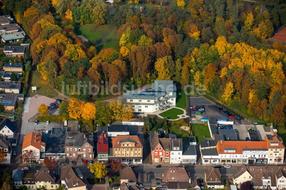 Hamm von oben - Gebäude des Altersheim - Seniorenresidenz der Senioreneinrichtung auf dem ehemaligen Schützenplatz Werries in Hamm im Bundesland Nordrhein-Westfalen