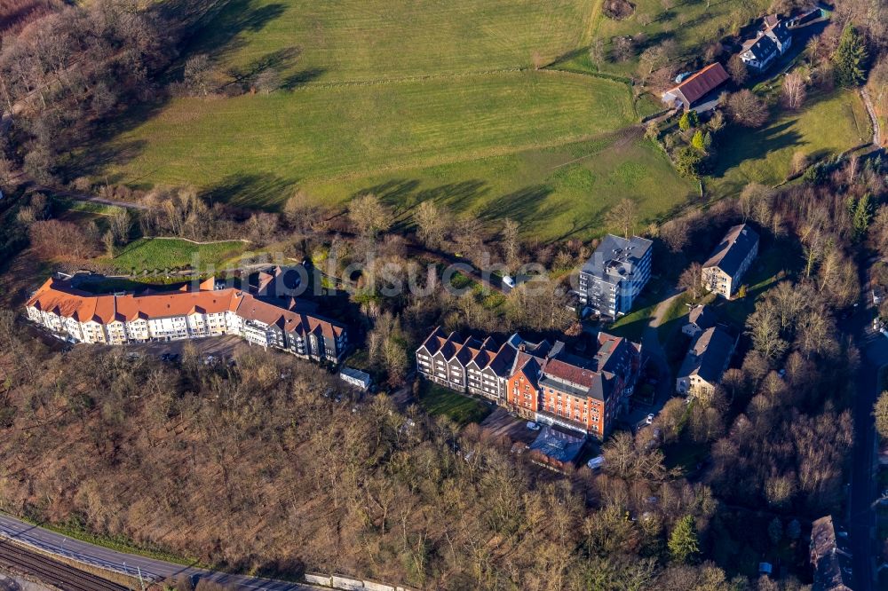 Velbert aus der Vogelperspektive: Gebäude des Altersheim - Seniorenresidenz Seniorenresidenz Elisabeth an der Krankenhausstraße im Ortsteil Langenberg in Velbert im Bundesland Nordrhein-Westfalen, Deutschland