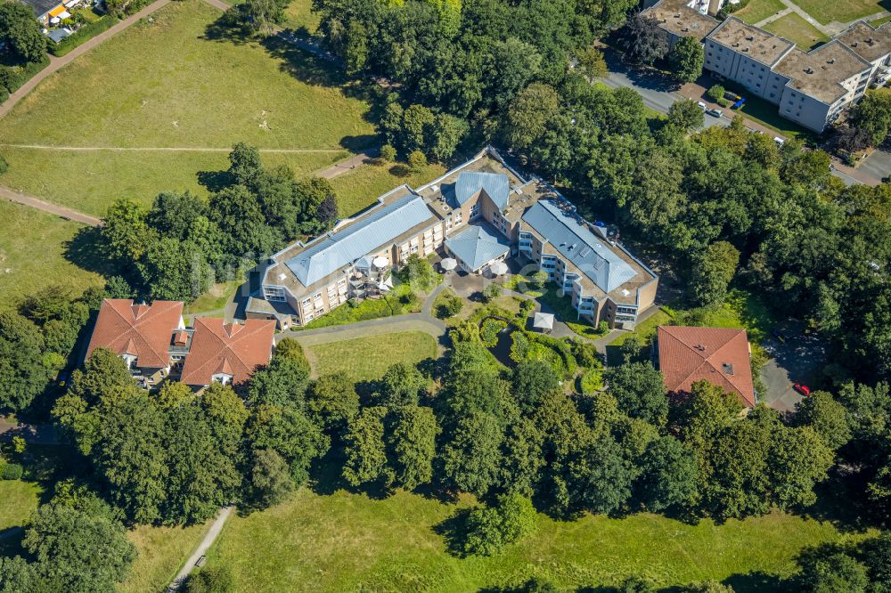 Barkenberg aus der Vogelperspektive: Gebäude des Altersheim - Seniorenresidenz der Seniorenzentrum Barkenberg in Dorsten im Bundesland Nordrhein-Westfalen, Deutschland