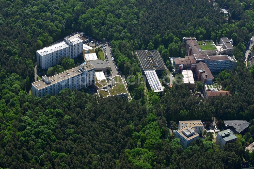 Erlangen aus der Vogelperspektive: Gebäude des Altersheim - Seniorenresidenz des Wohnstift Rathsberg in Erlangen im Bundesland Bayern