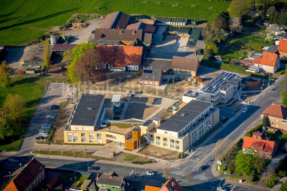 Hamm aus der Vogelperspektive: Gebäude des Altersheim - Seniorenzentrum St. Josef an der Münsterstraße in Kötterberg im Bundesland Nordrhein-Westfalen