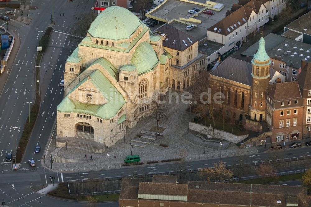 Essen aus der Vogelperspektive: Gebäude des Baudenkmales Alte Synagoge in Essen im Bundesland Nordrhein-Westfalen