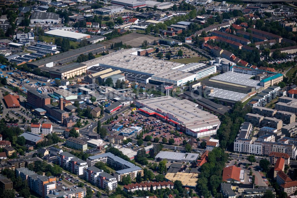 Luftbild Braunschweig - Gebäude des Baumarktes BAUHAUS Braunschweig an der Hildesheimer Straße in Braunschweig im Bundesland Niedersachsen, Deutschland